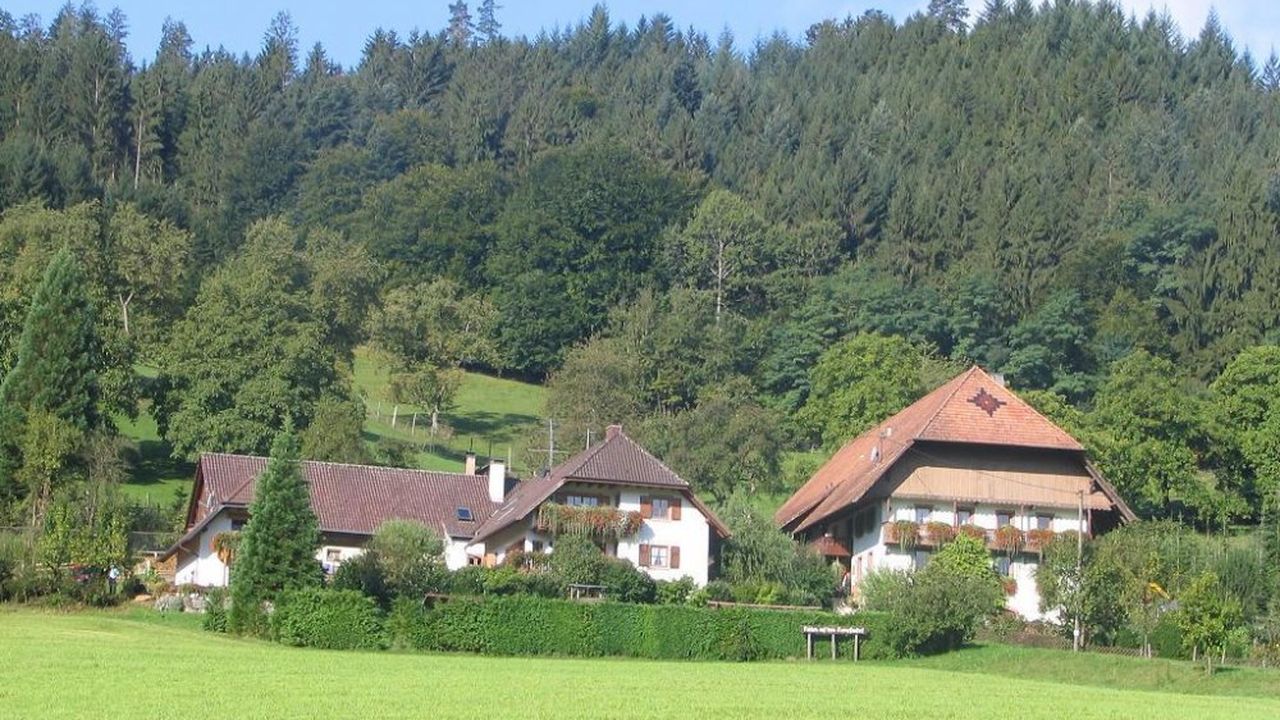 Kempfenhof 1 Kempfenhof 1